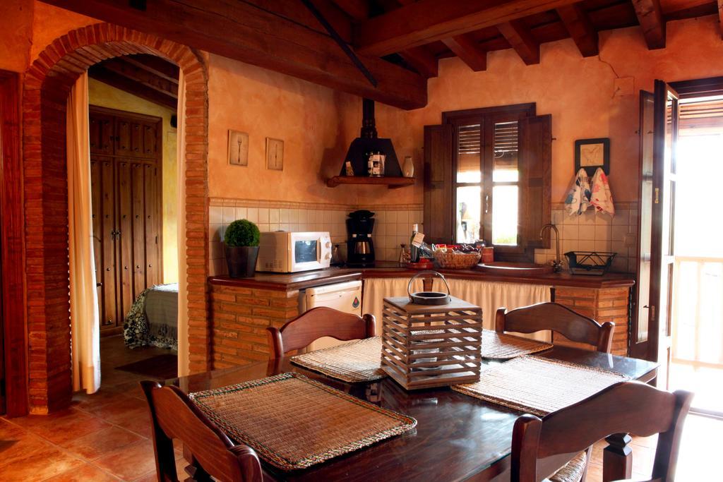 Apartamentos Rurales La Solana Робледильо-де-Гата Экстерьер фото